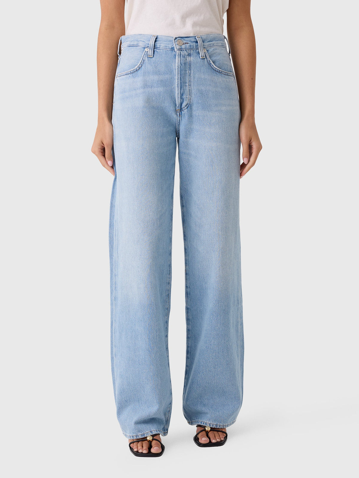 Citizens Of Humanity Women's Annina Straight Leg 33" Jean