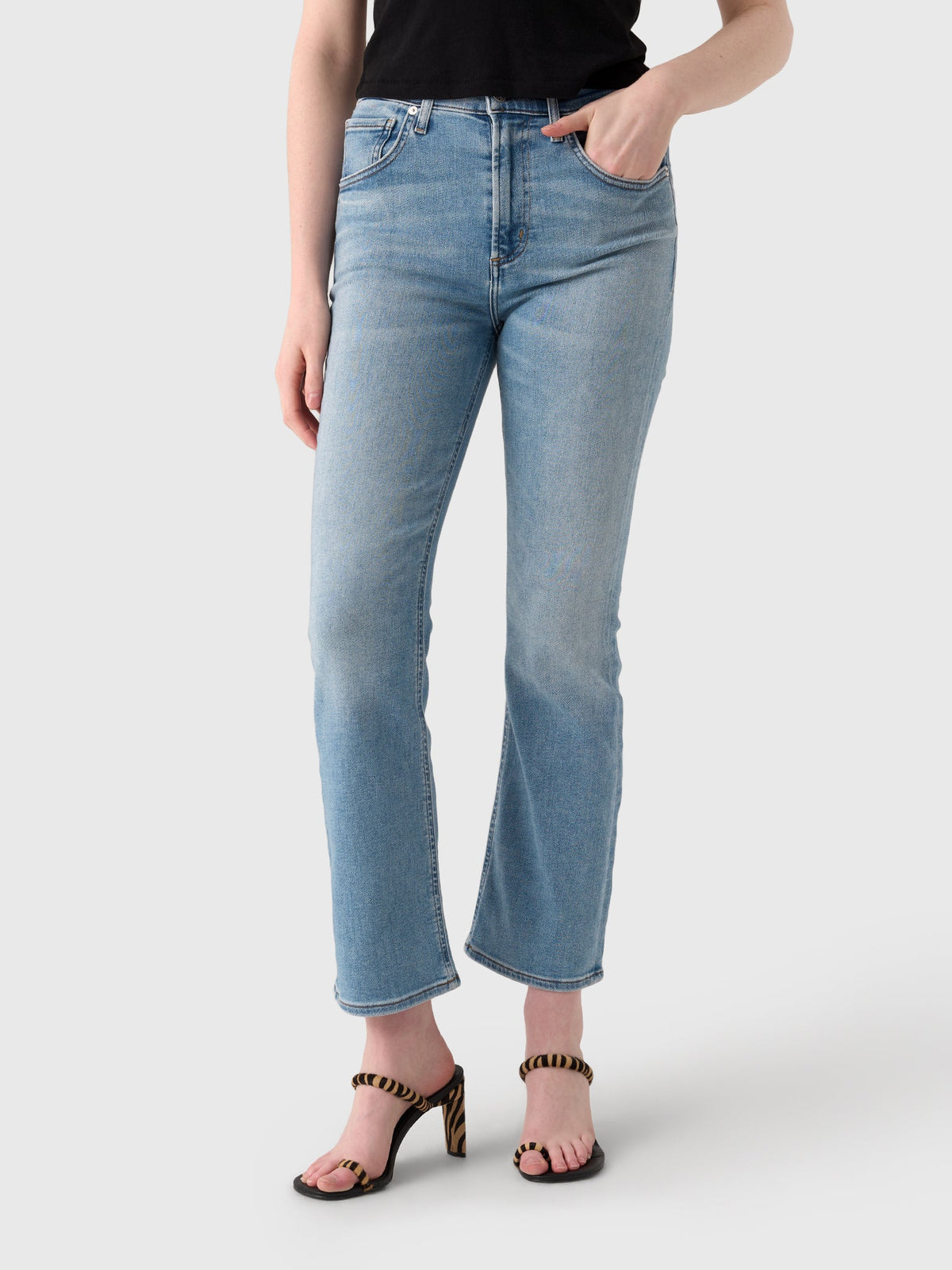 Citizens Of Humanity Women's Isola Cropped Boot Jean