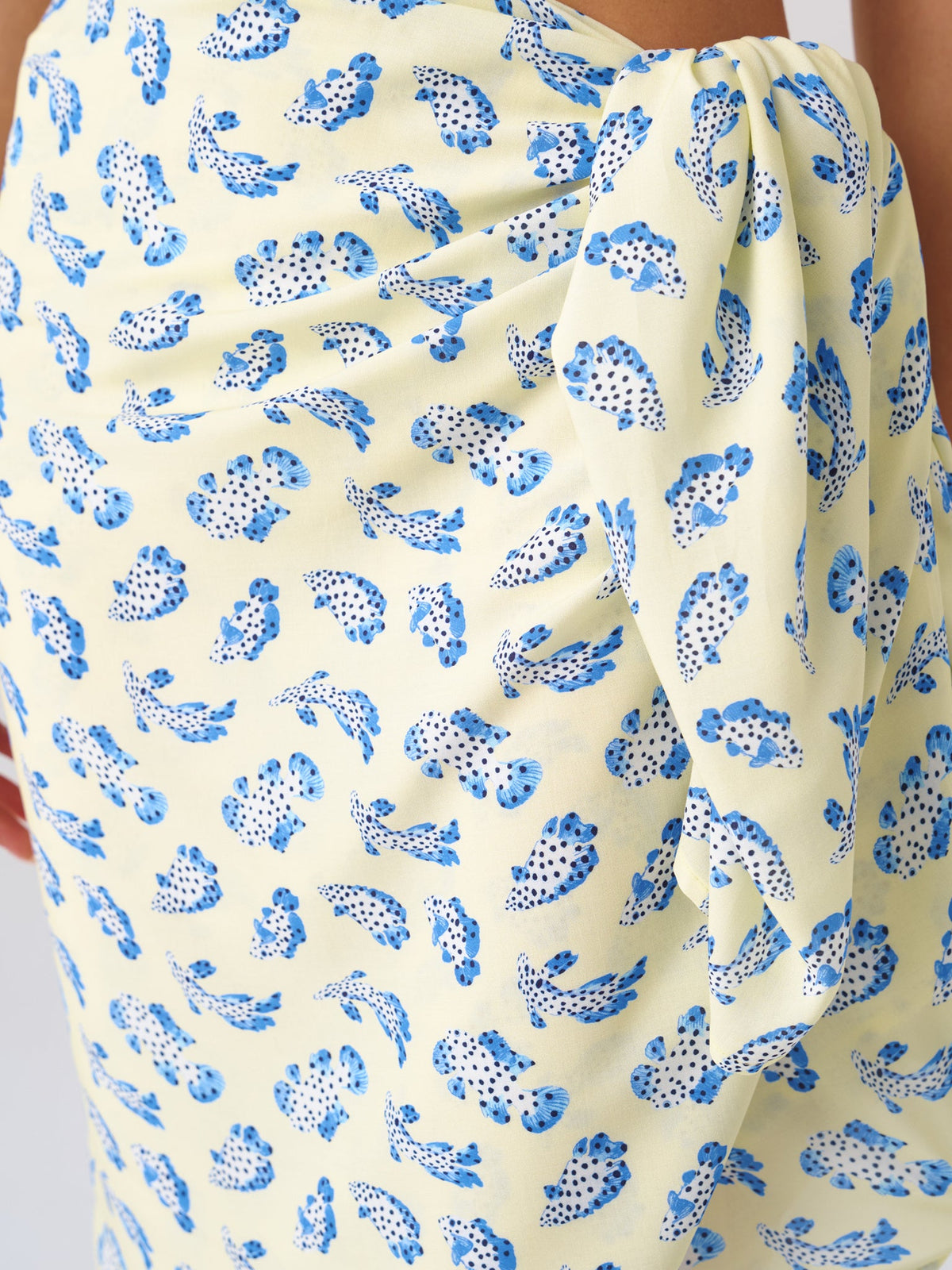 Fisch Women's Volante Sarong