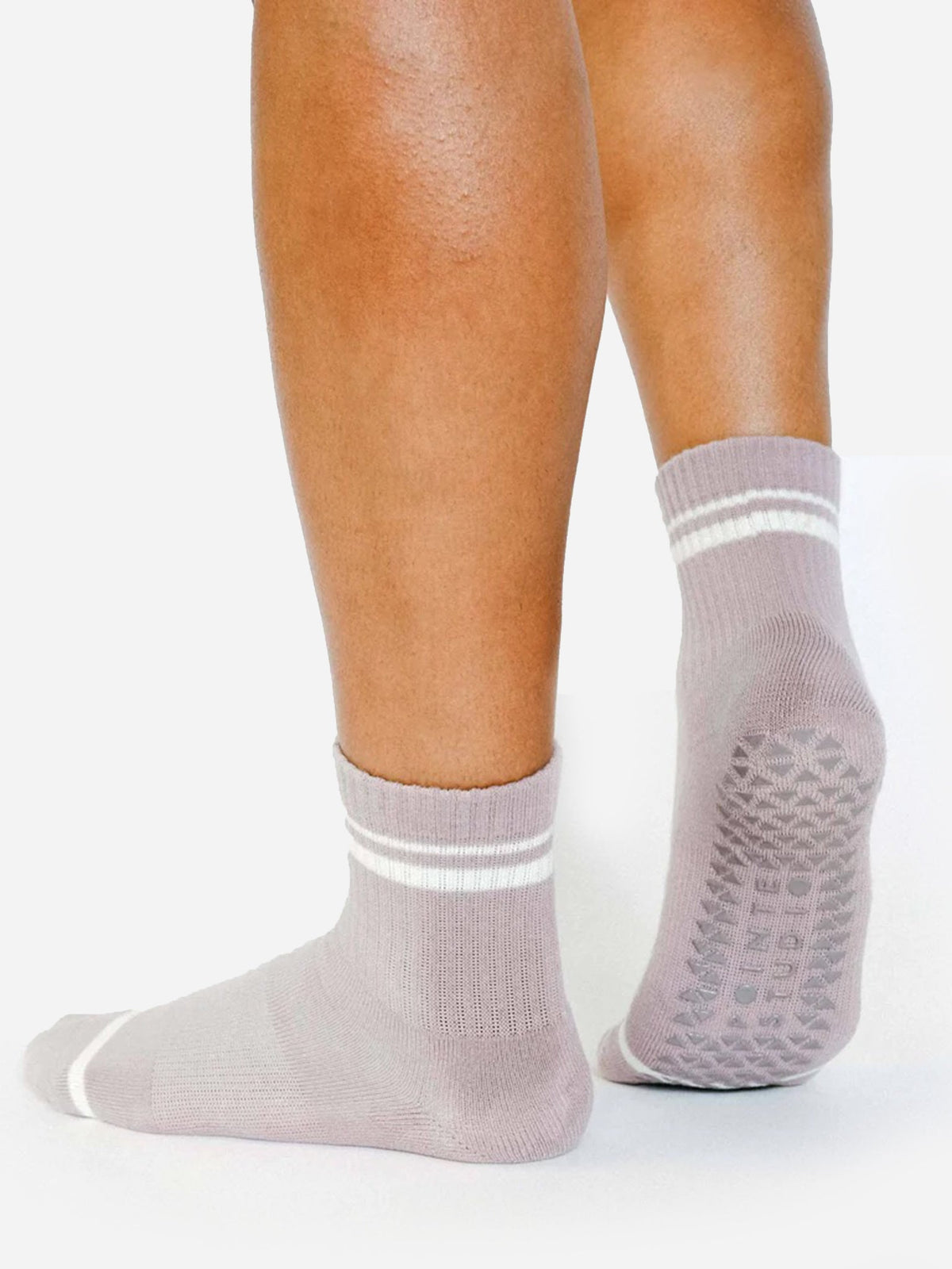 Pointe Studio Women's Varsity Ankle Grip Socks