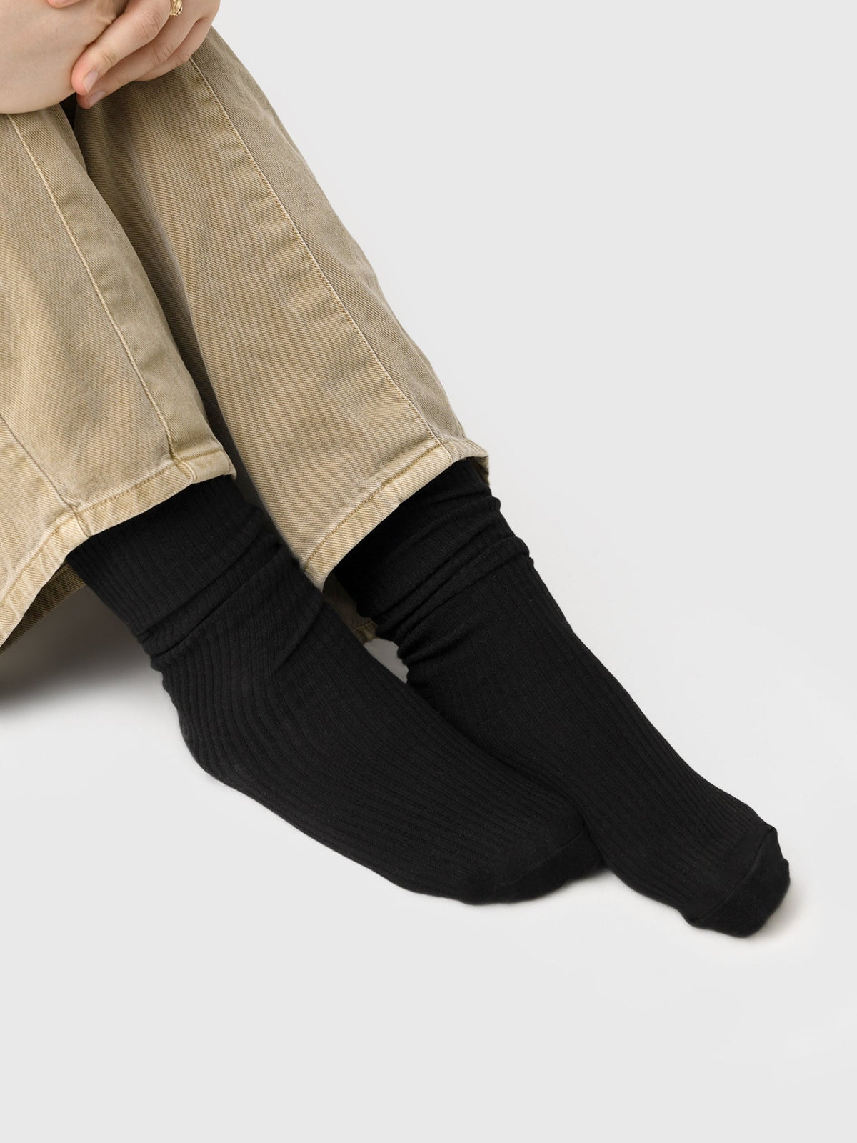 Eterne Women's Classic Ribbed Socks