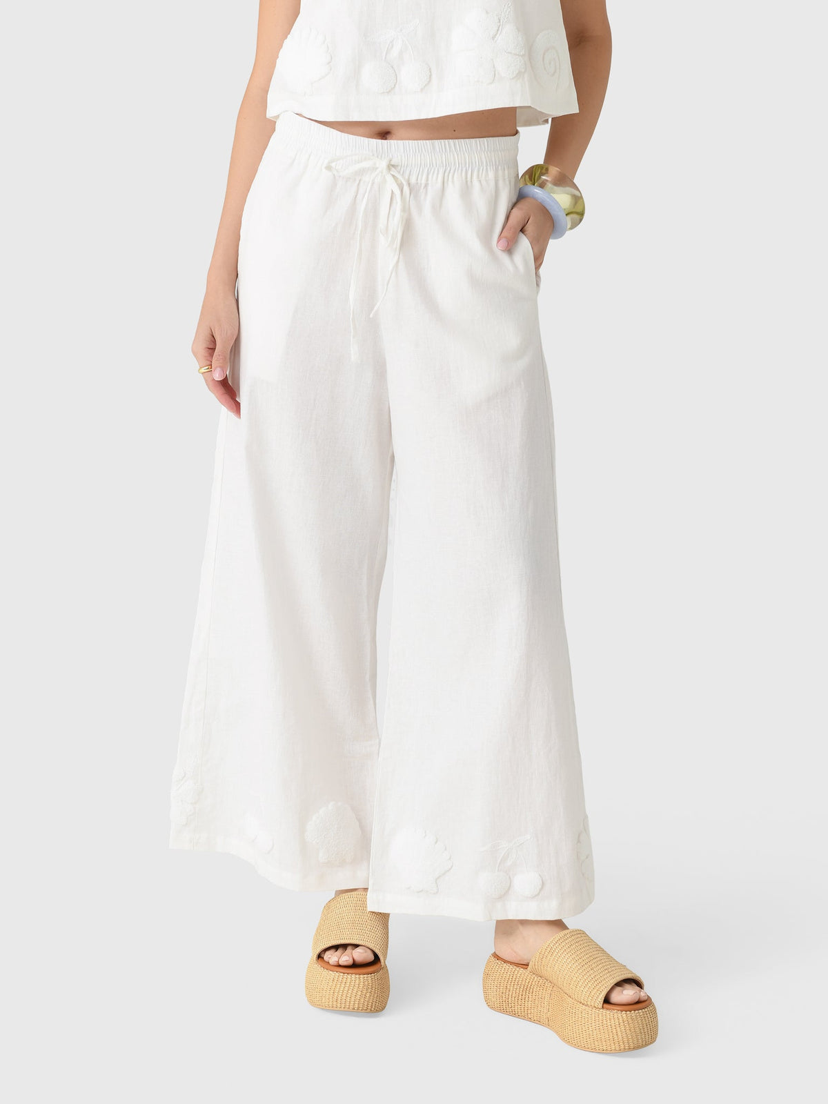 Cleonie Women's Hala Linen Pant