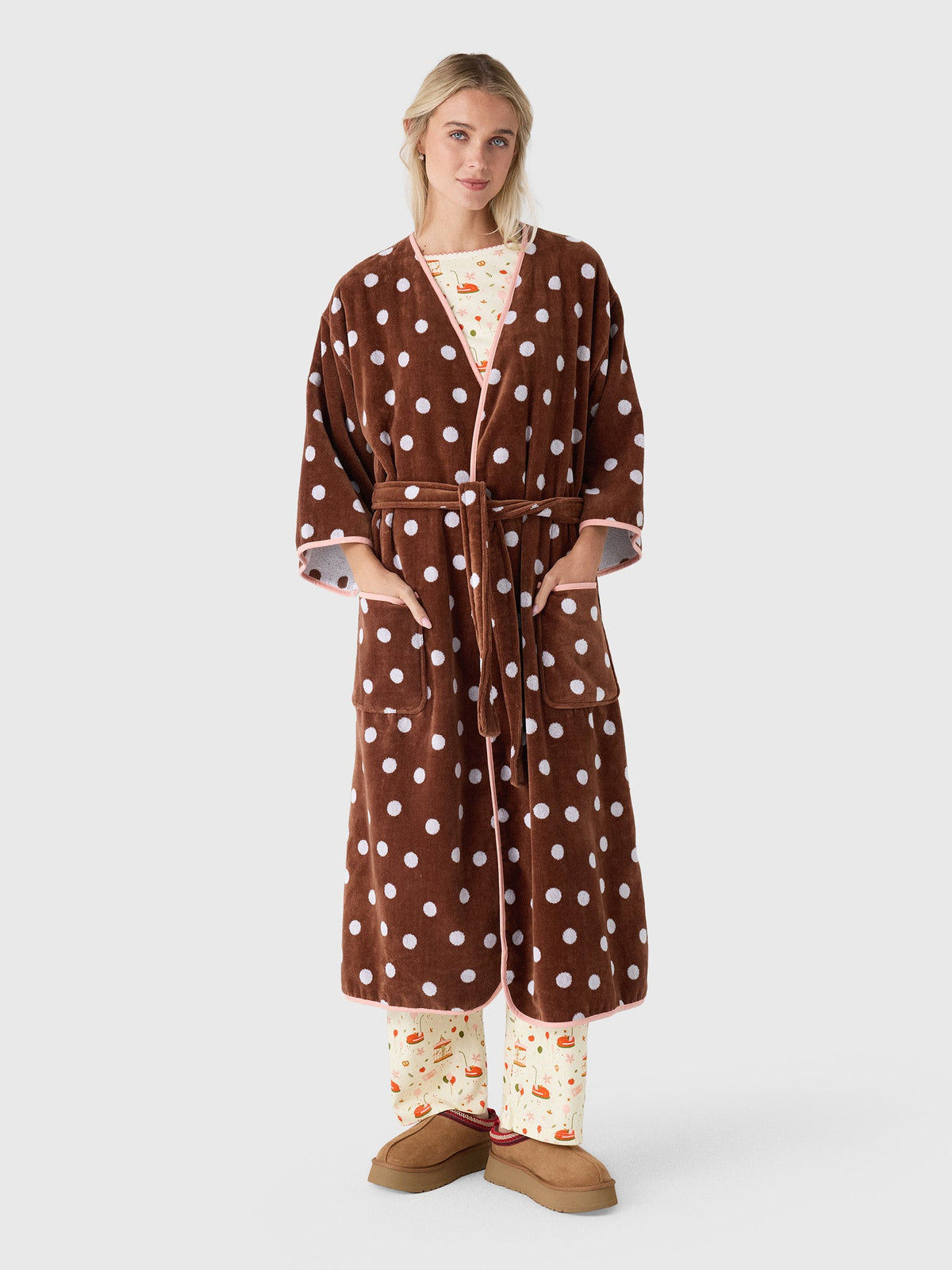 Weezie Women's Bell Sleeve Plush Robe