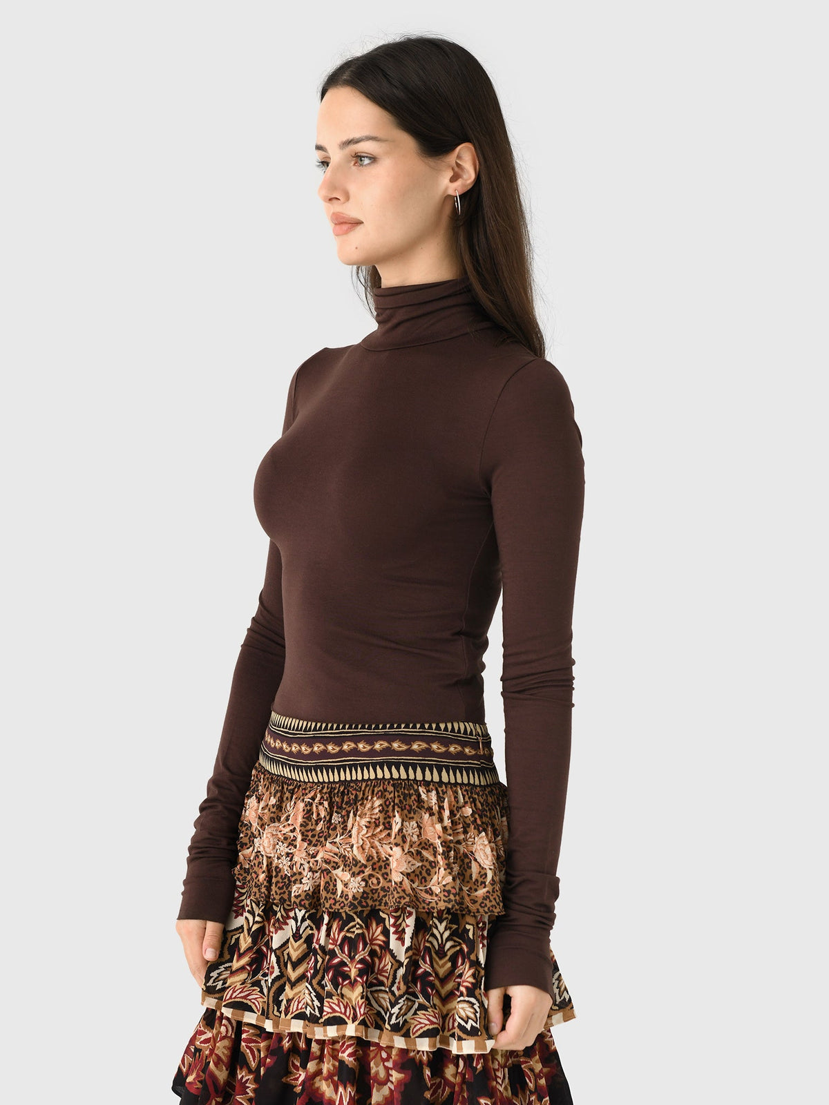 Eterne Women's Cropped Fitted Turtleneck Top