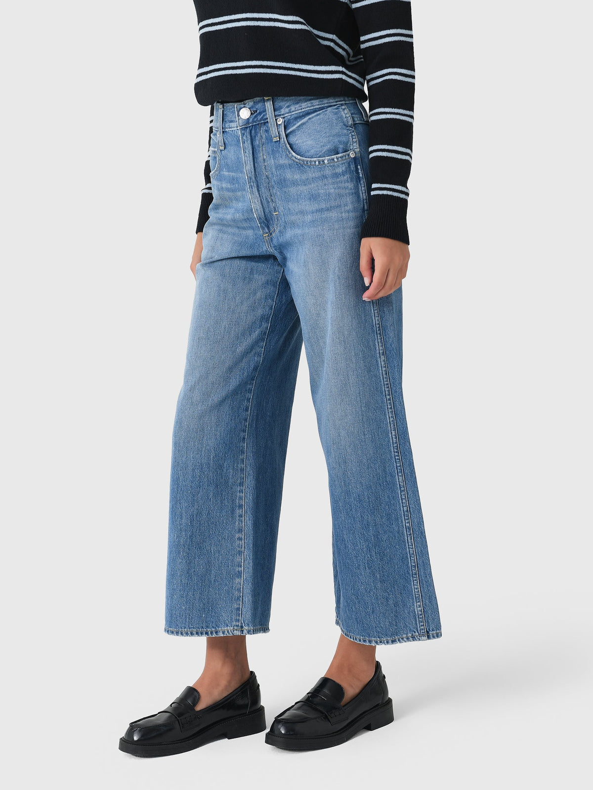 AMO Women's Frida Crop Jean