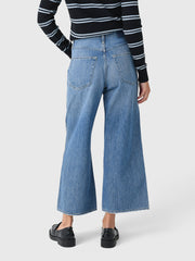 AMO Women's Frida Crop Jean
