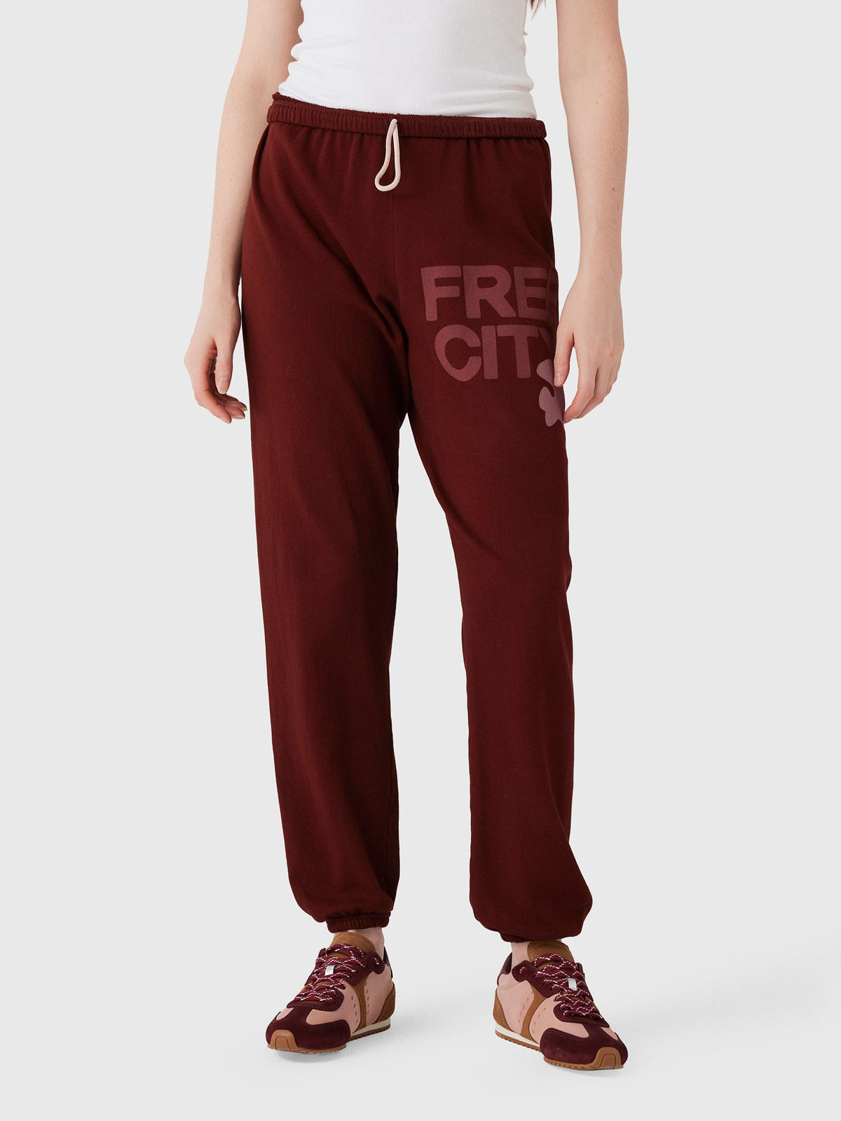 FREE CITY Women's Large Logo Sweatpant