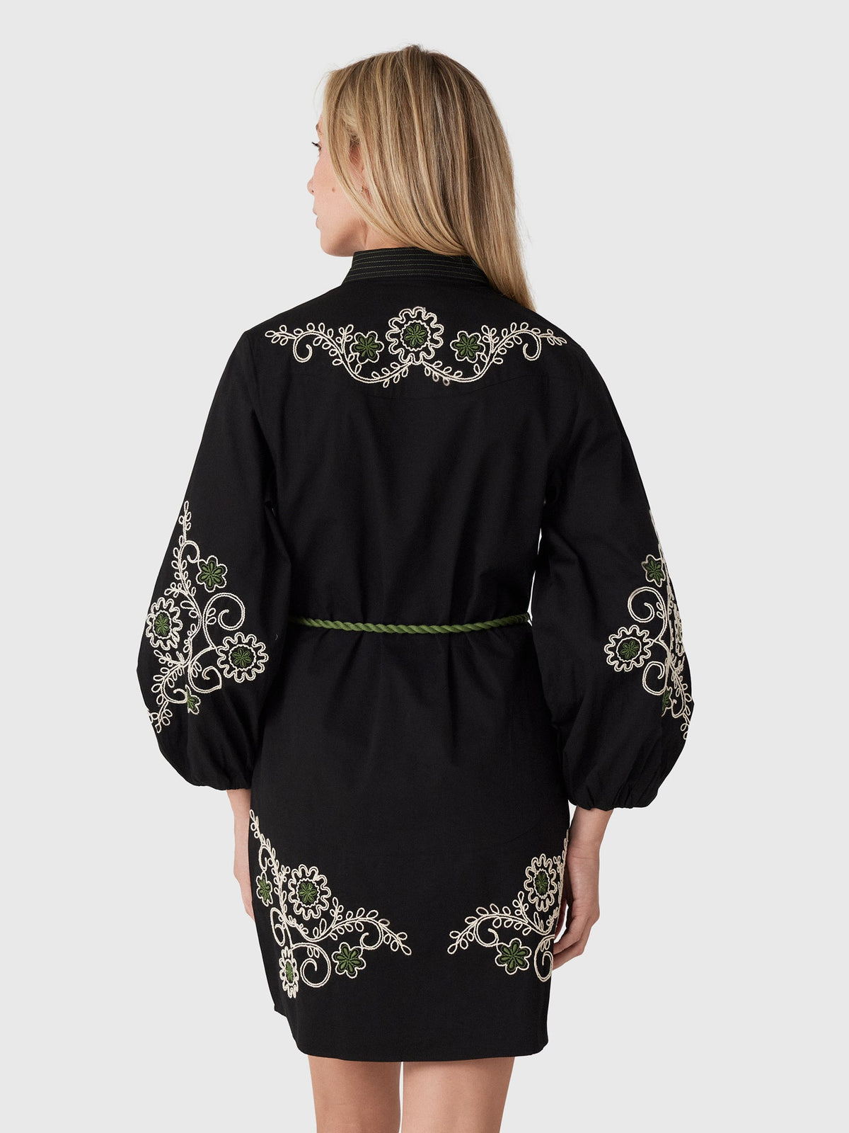 Never A Wallflower Women's French Knot Short Dress