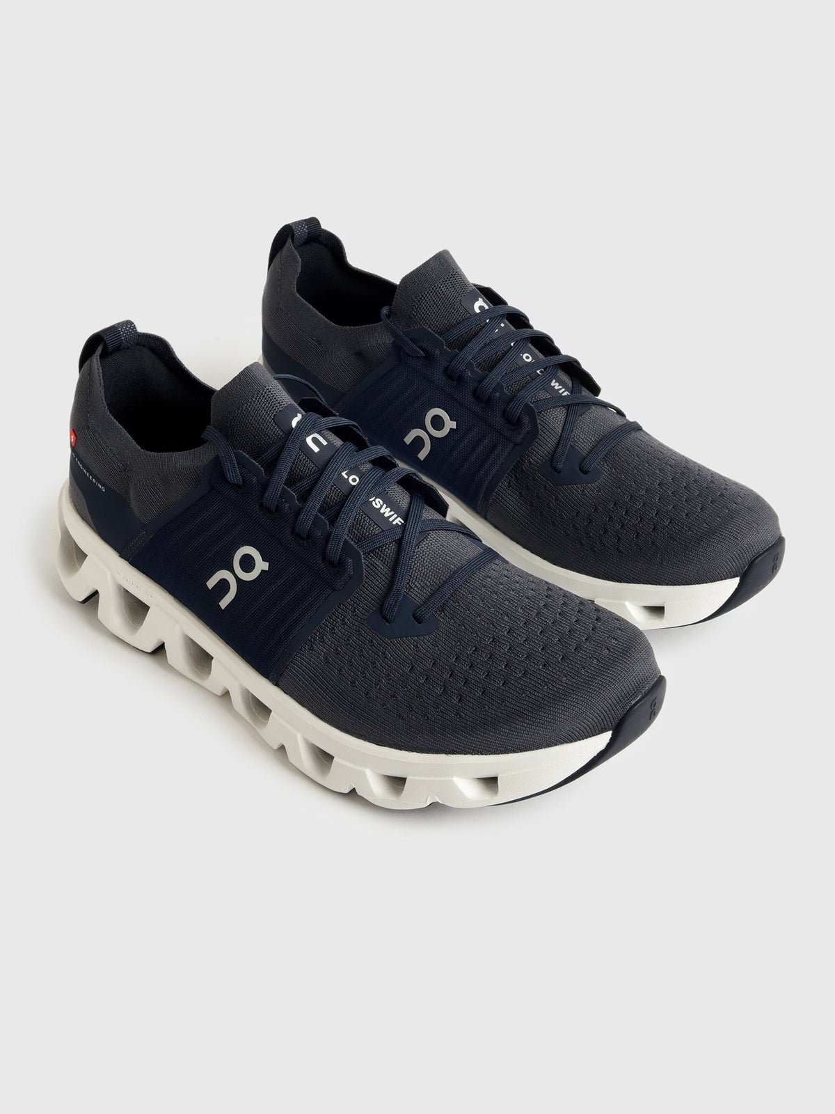 ON Men's Cloudswift 4 Sneaker