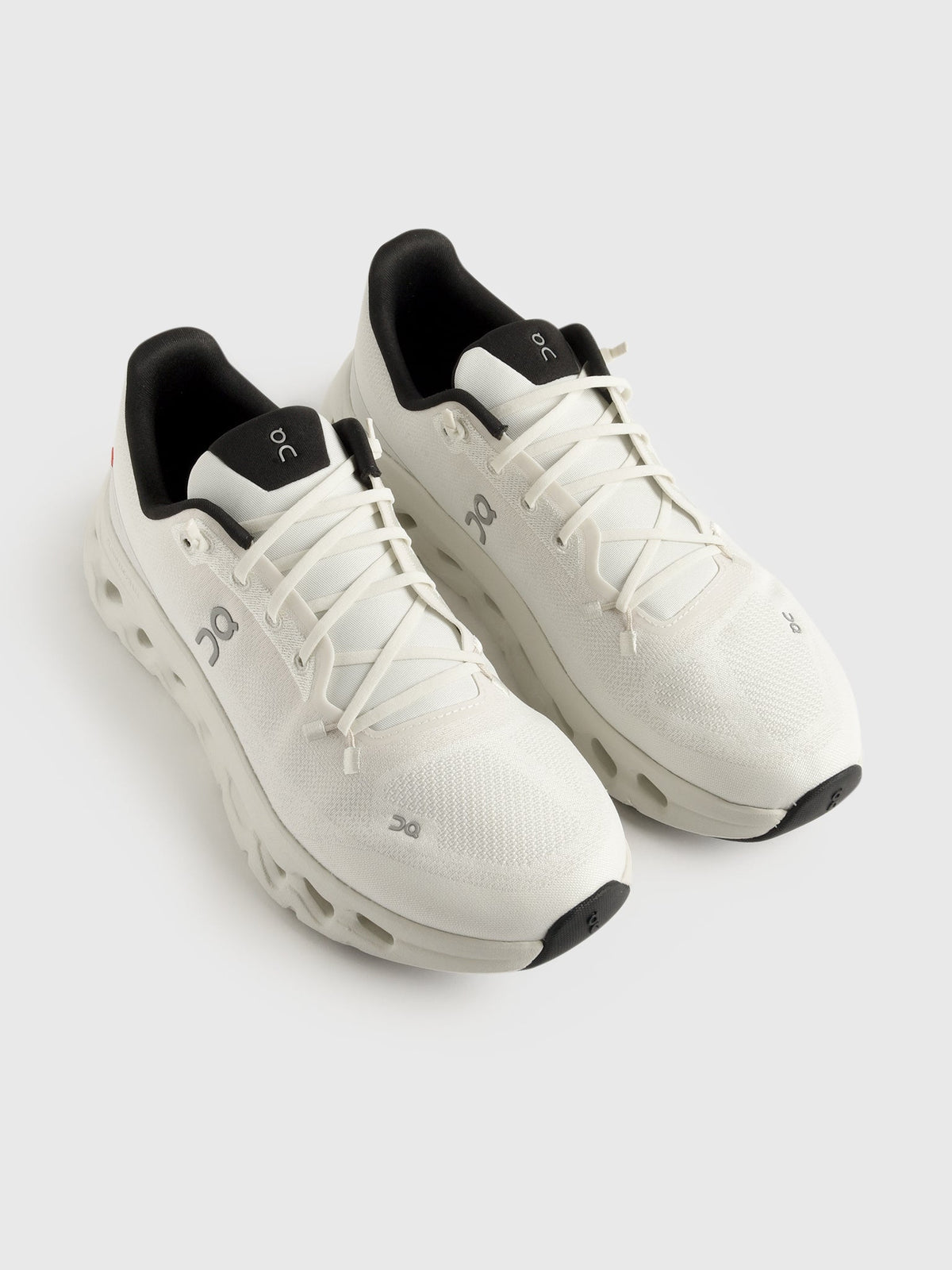 ON Men's Cloudtilt Sneaker