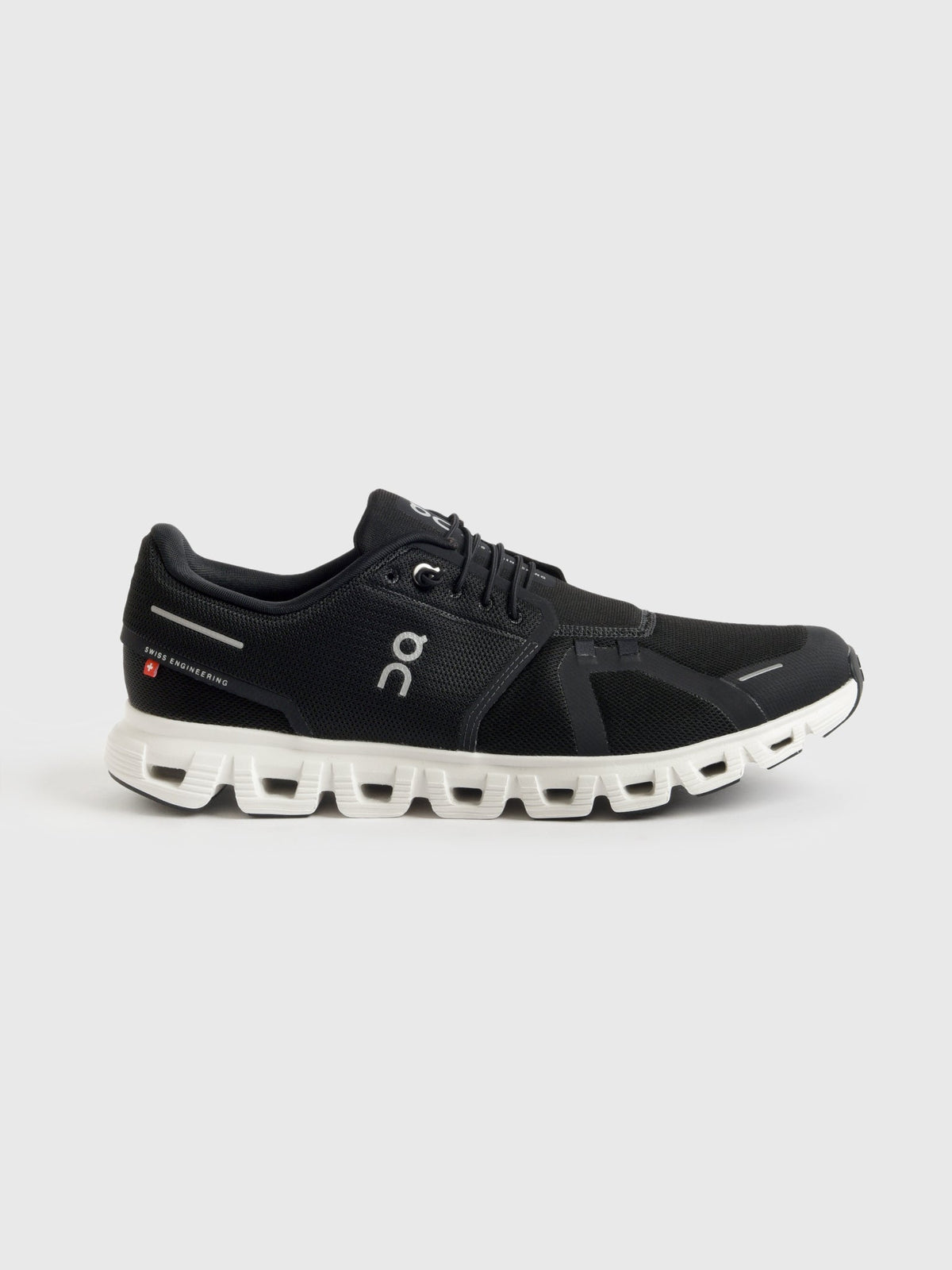 ON Men's Cloud 6 Sneaker
