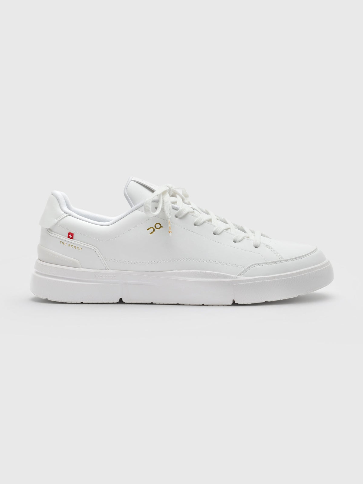 ON Men's The Roger Centre Court Sneaker