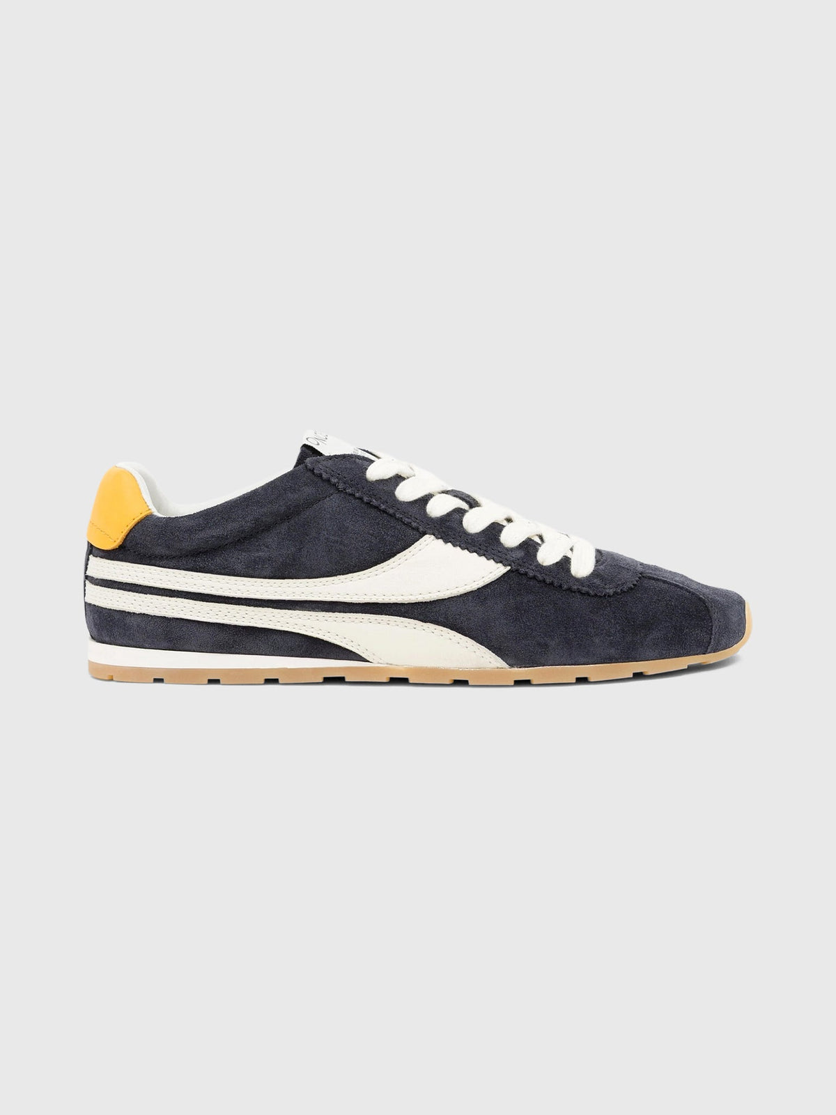 Oncept Women's Essex Sneaker