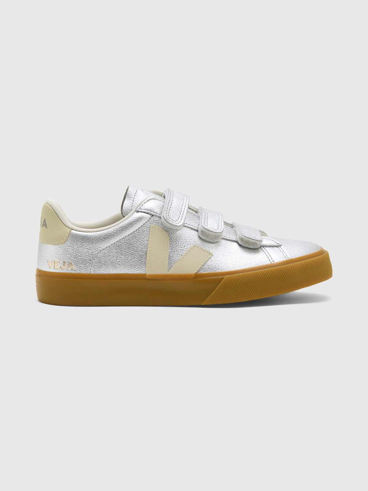VEJA Women's Recife Leather Sneaker