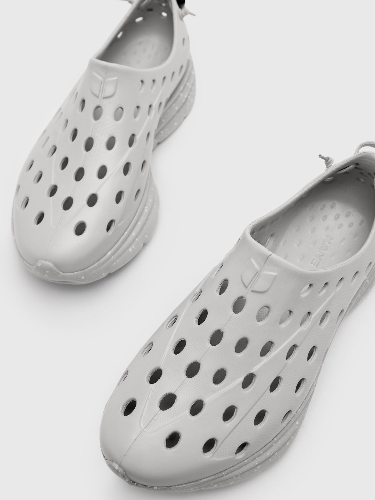 KANE Men's Revive Shoe
