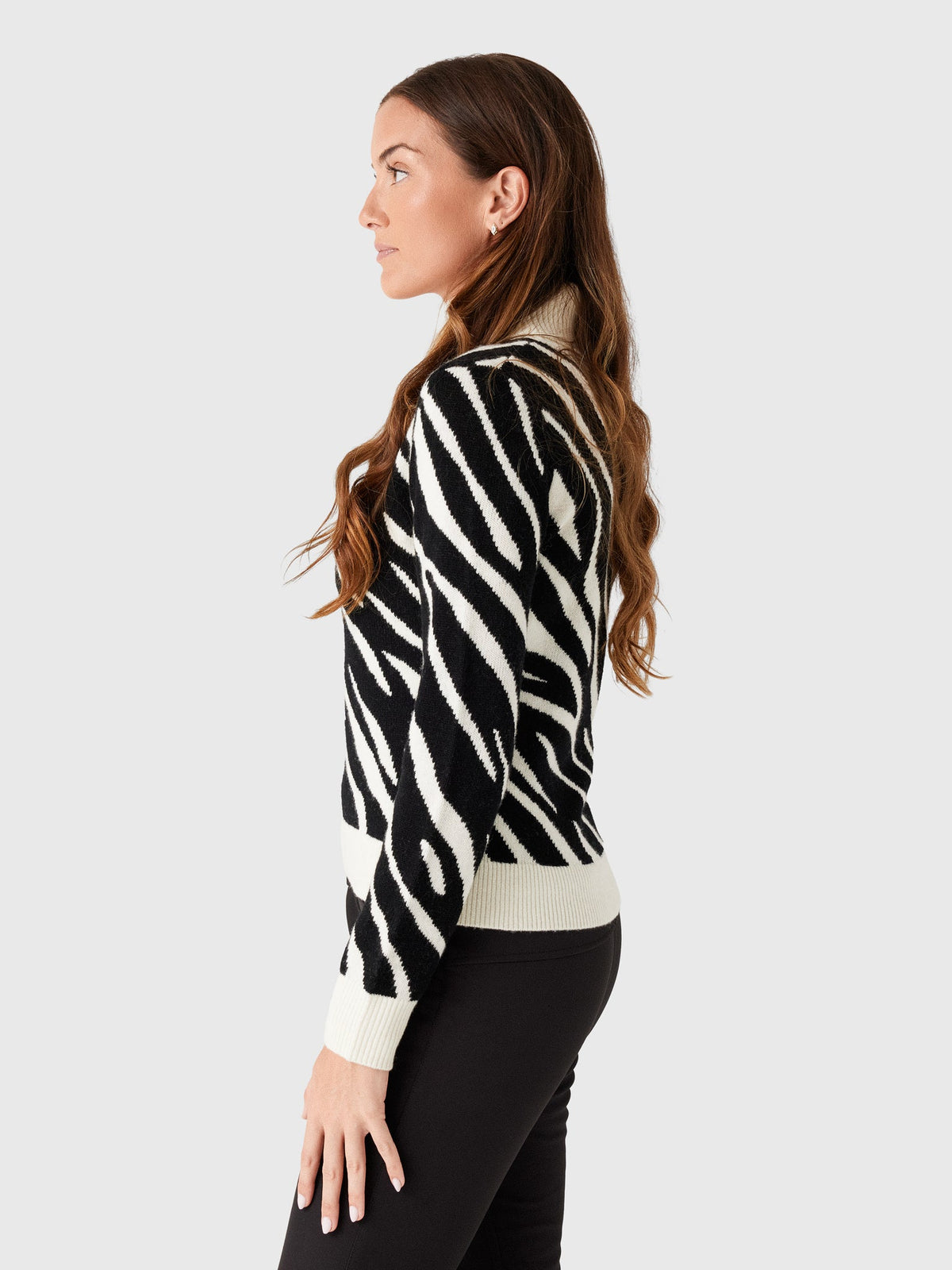 Berno Women's The Snowbird Zebra Sweater