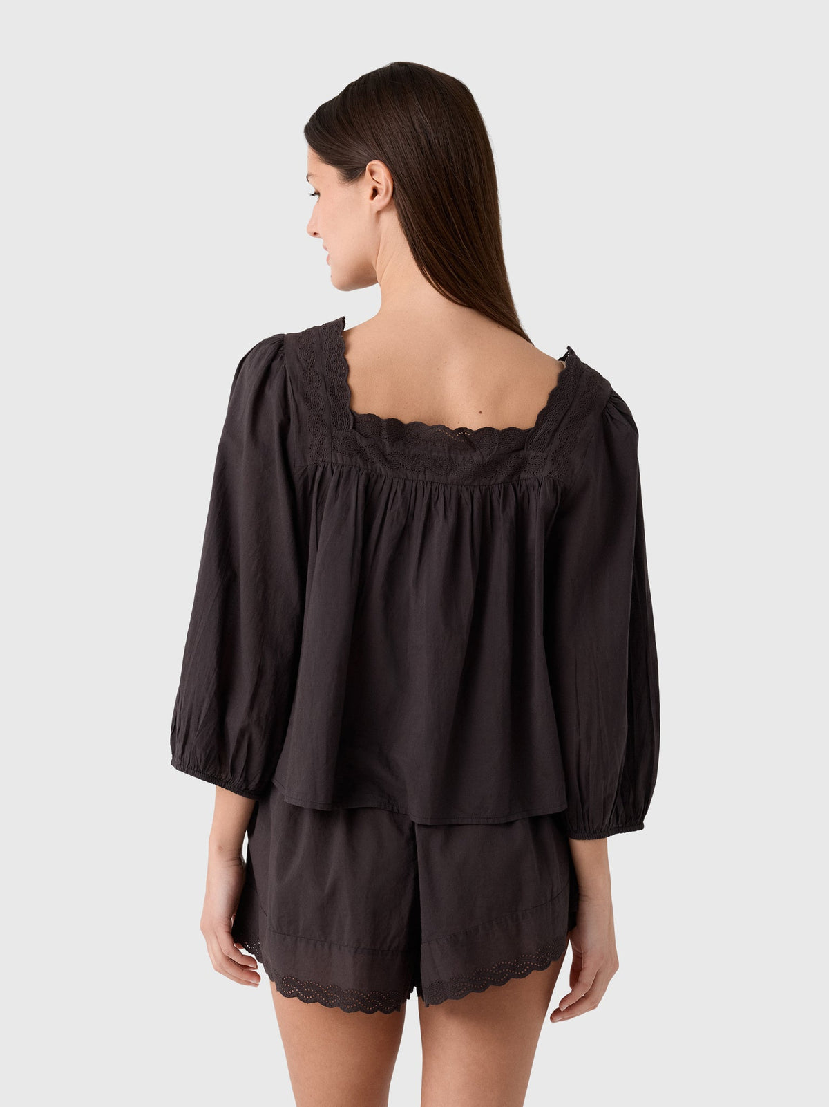 The Great Women's The Eyelet Button Sleep Top