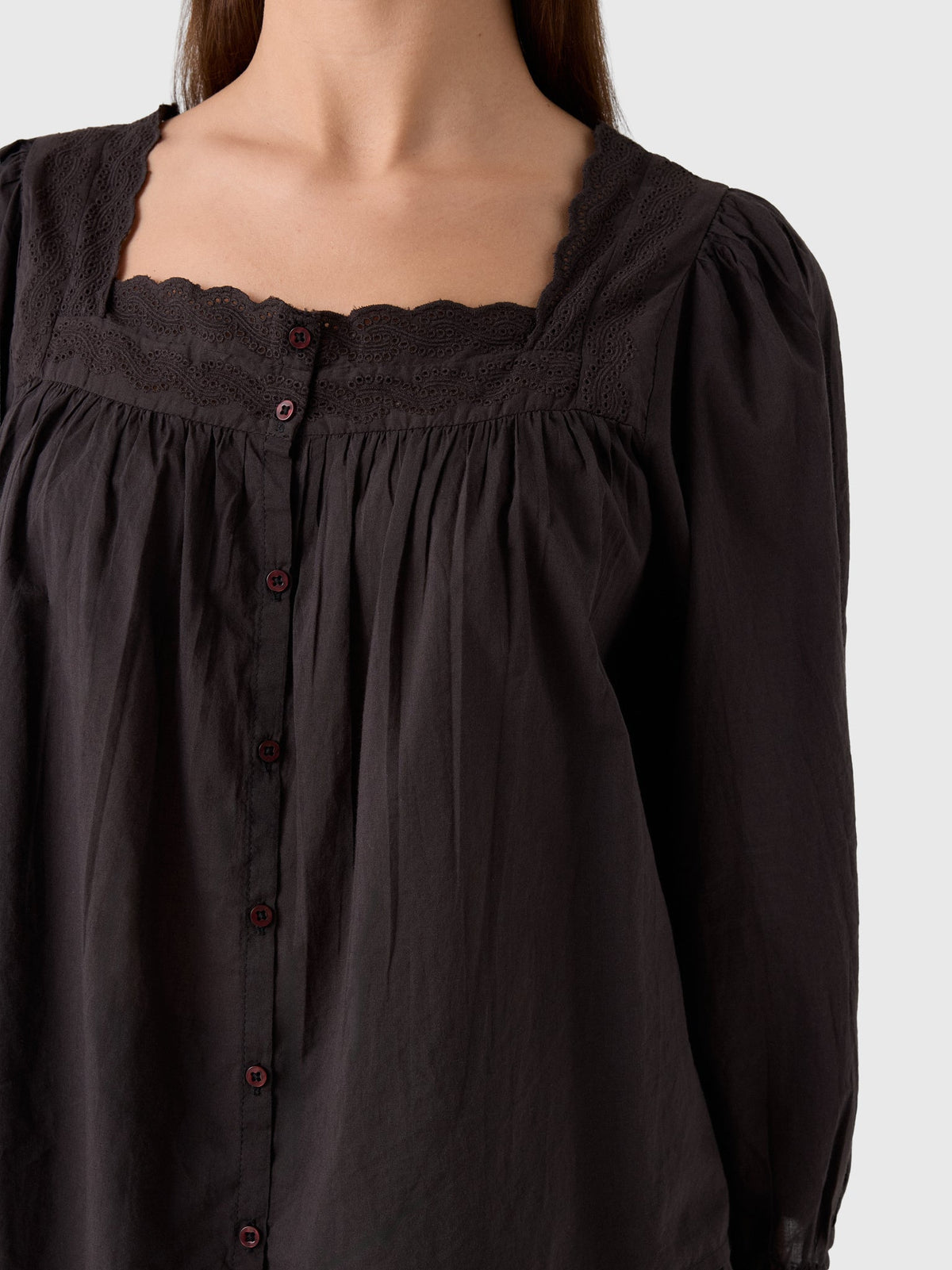 The Great Women's The Eyelet Button Sleep Top