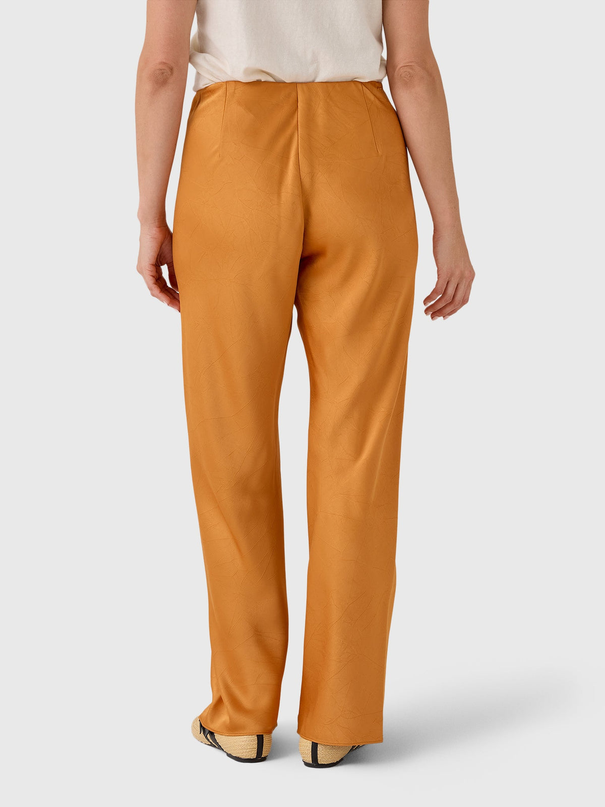 Vince Women's Colette High-Rise Crushed Satin Bias Pant