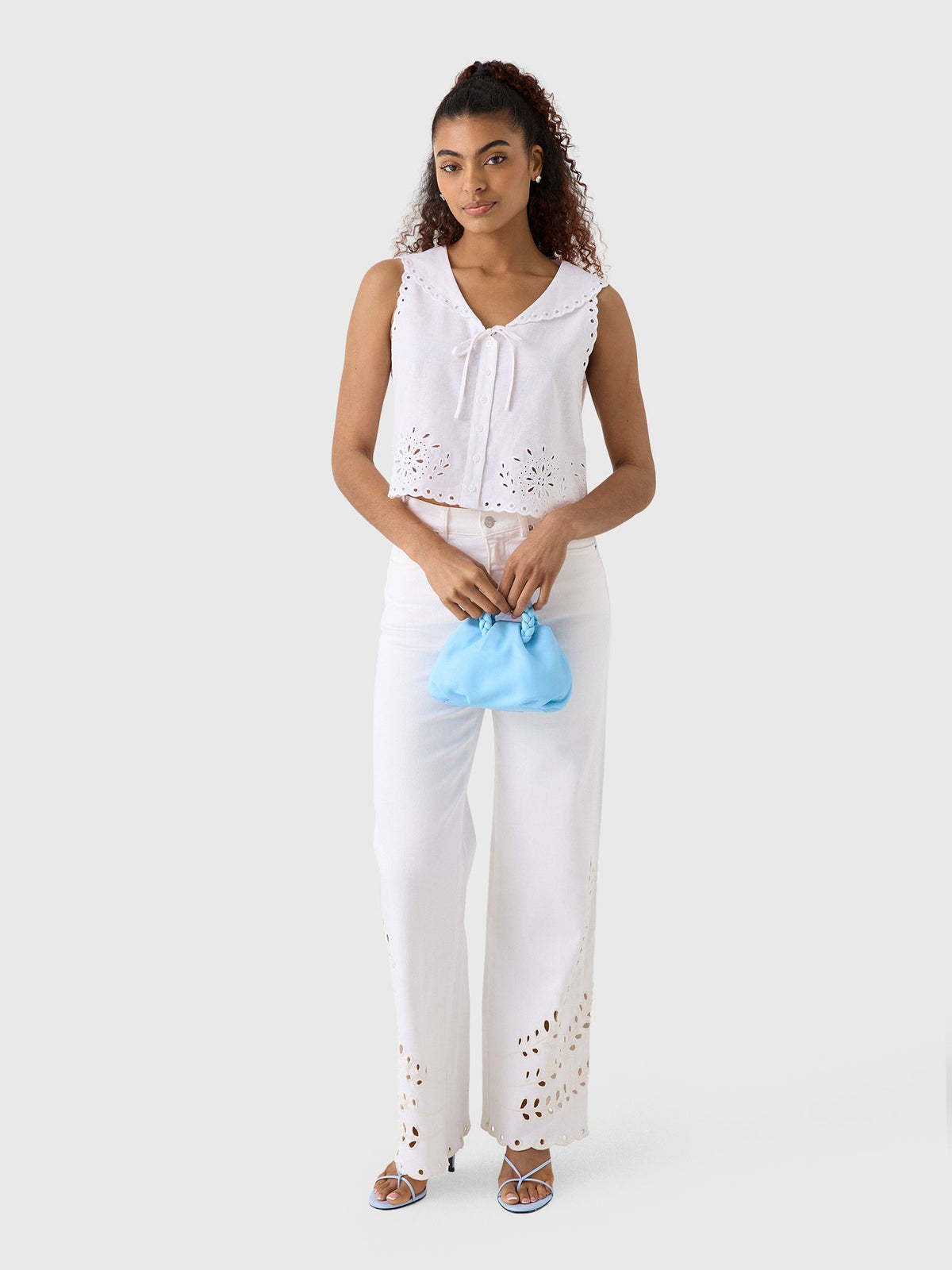 Le Jean Women's Column Eyelet Jean