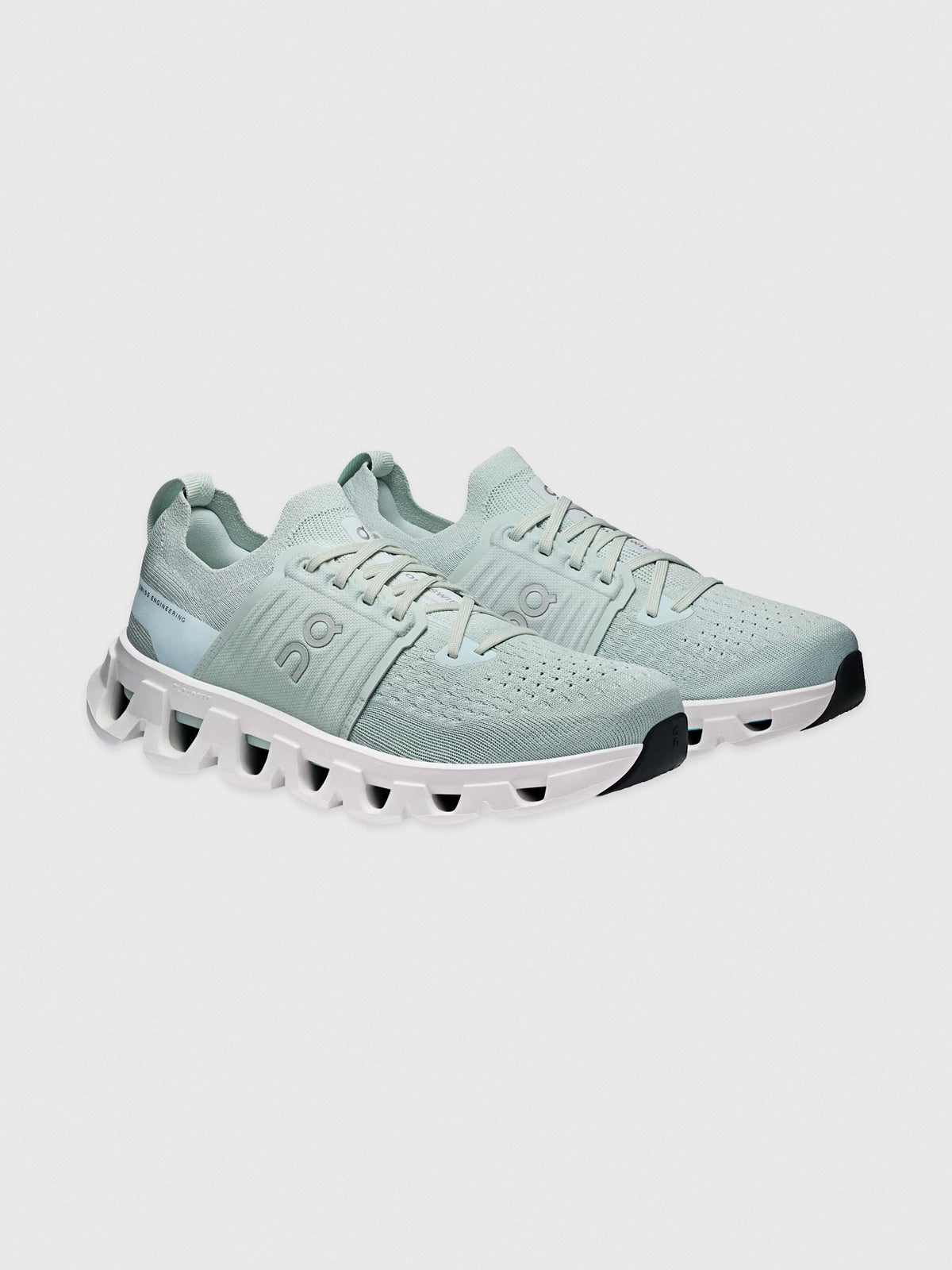 ON Women's Cloudswift 4 Sneaker