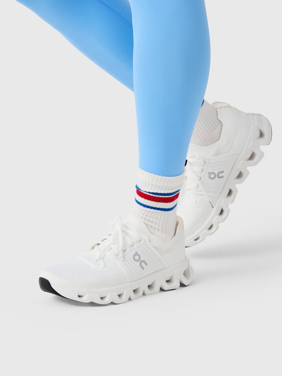 ON Women's Cloudswift 4 Sneaker