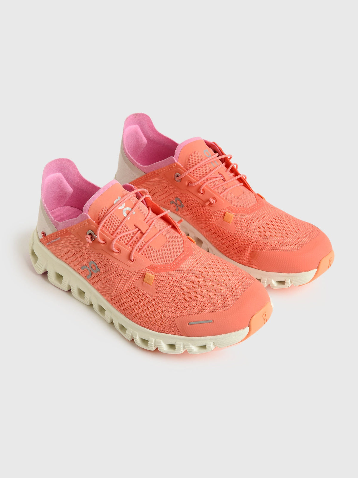 ON Women's Cloud 6 Coast Sneaker
