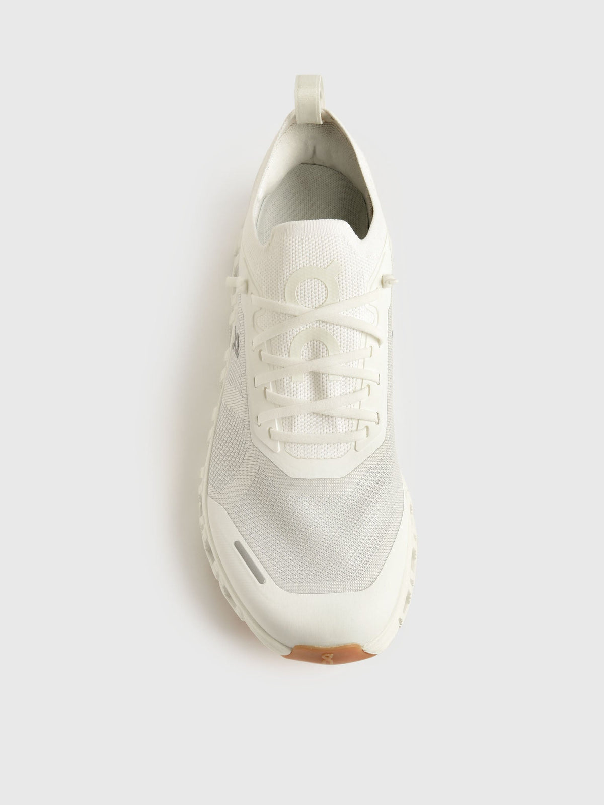 ON Women's Cloud 6 Versa Sneaker
