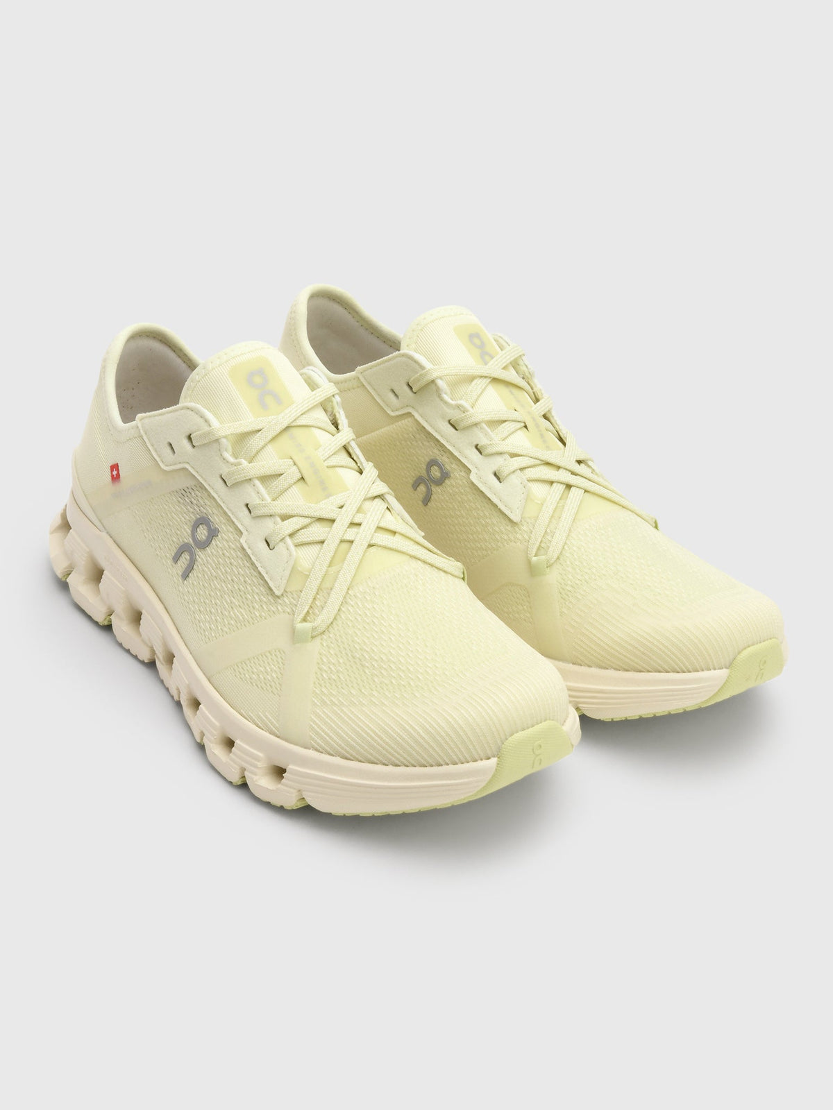 ON Women's Cloud X 4 AD Running Shoe