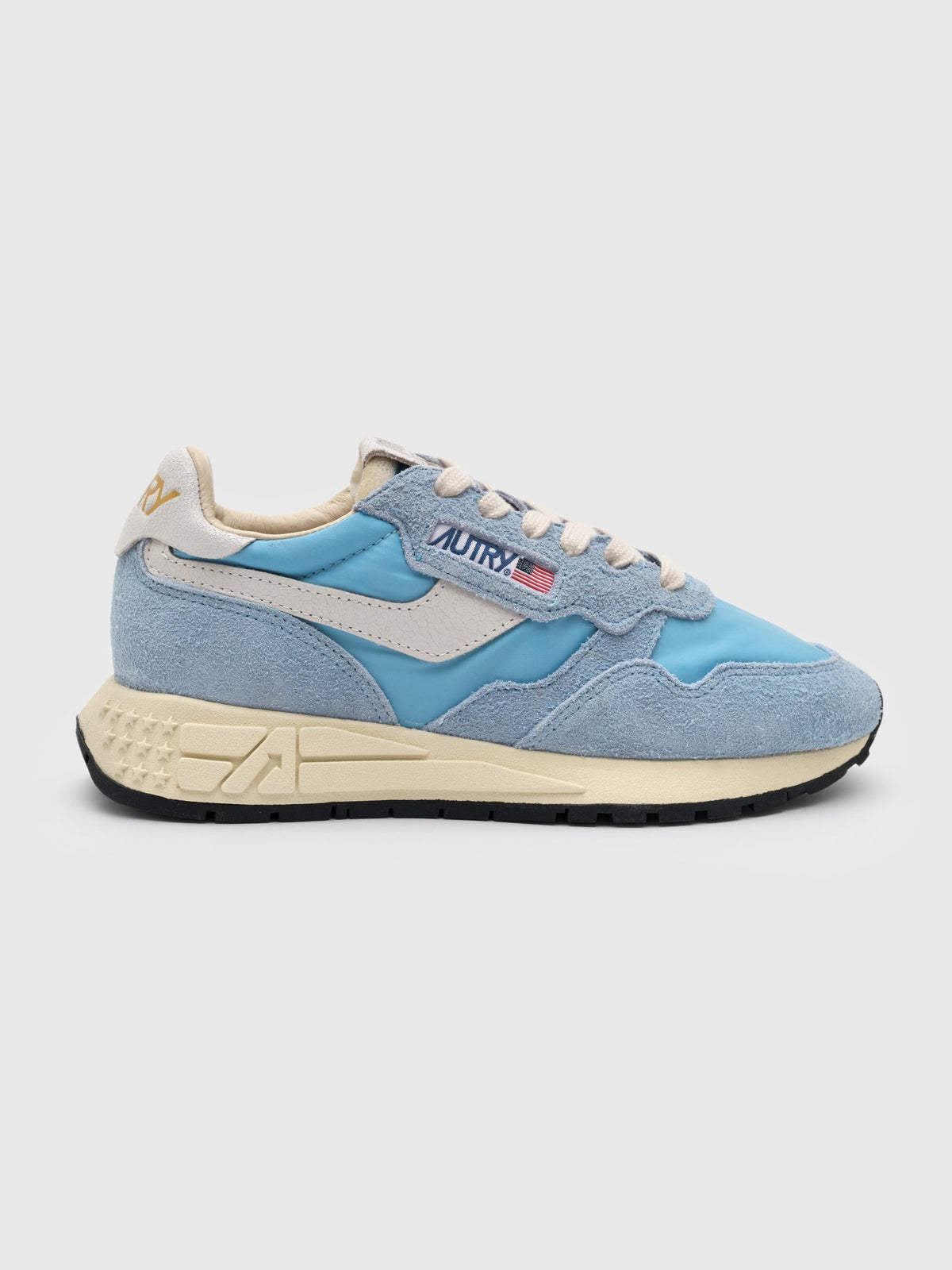 Autry Women's Reelwind Low Sneaker