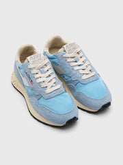 Autry Women's Reelwind Low Sneaker