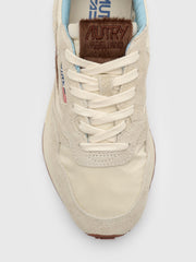 Autry Women's Reelwind Low Sneaker