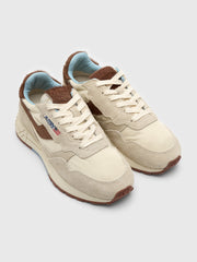 Autry Women's Reelwind Low Sneaker