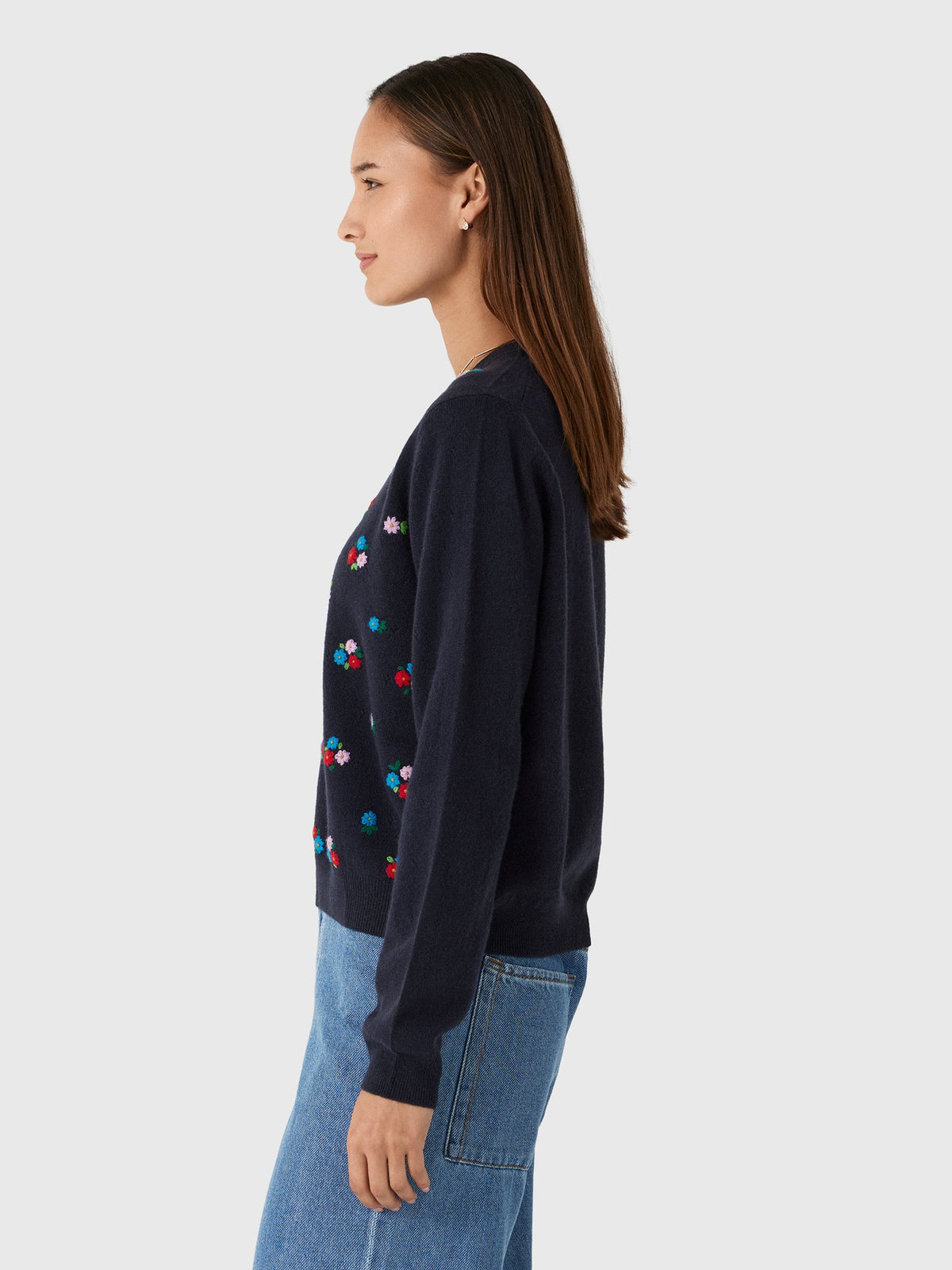 Jumper 1234 Women's Embroidered Floral Crew Sweater