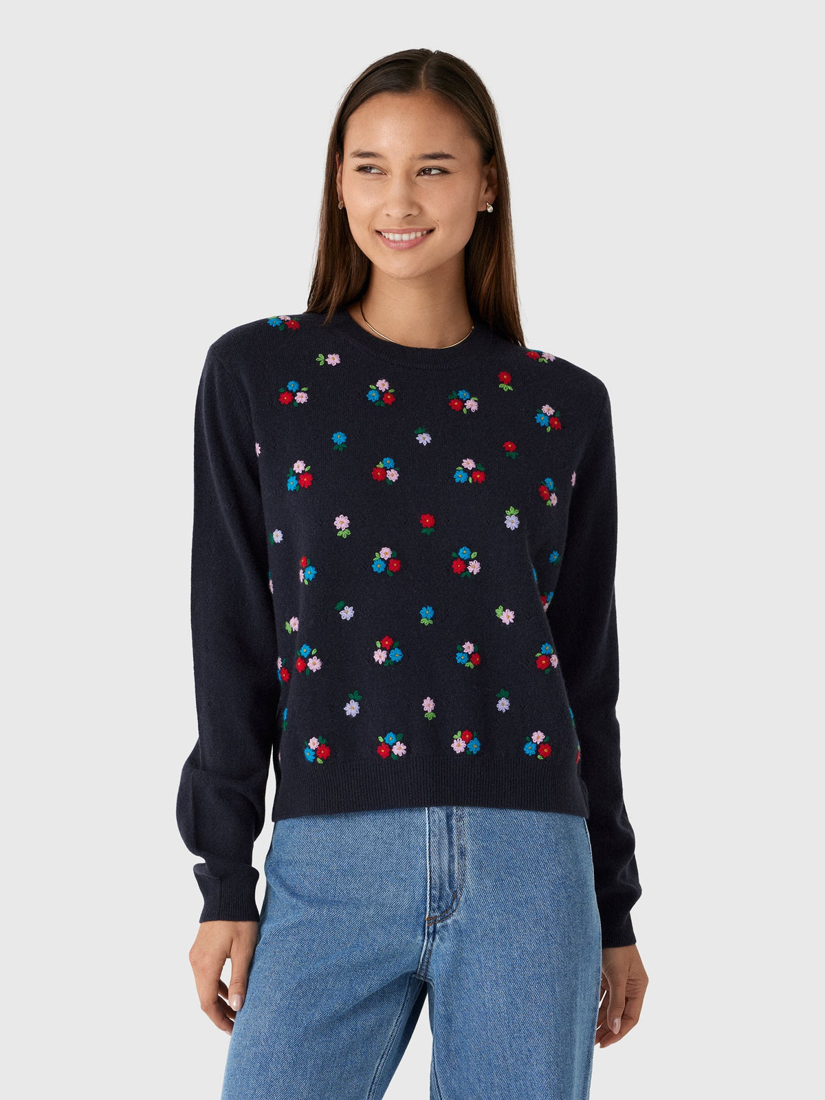 Jumper 1234 Women's Embroidered Floral Crew Sweater